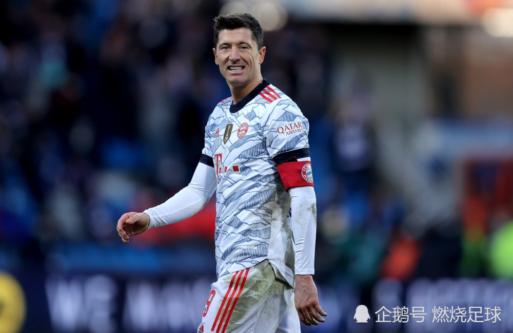 NG28-关于莱万多夫斯基在SKT比赛中绝杀，比分优势明显引发热议！的信息