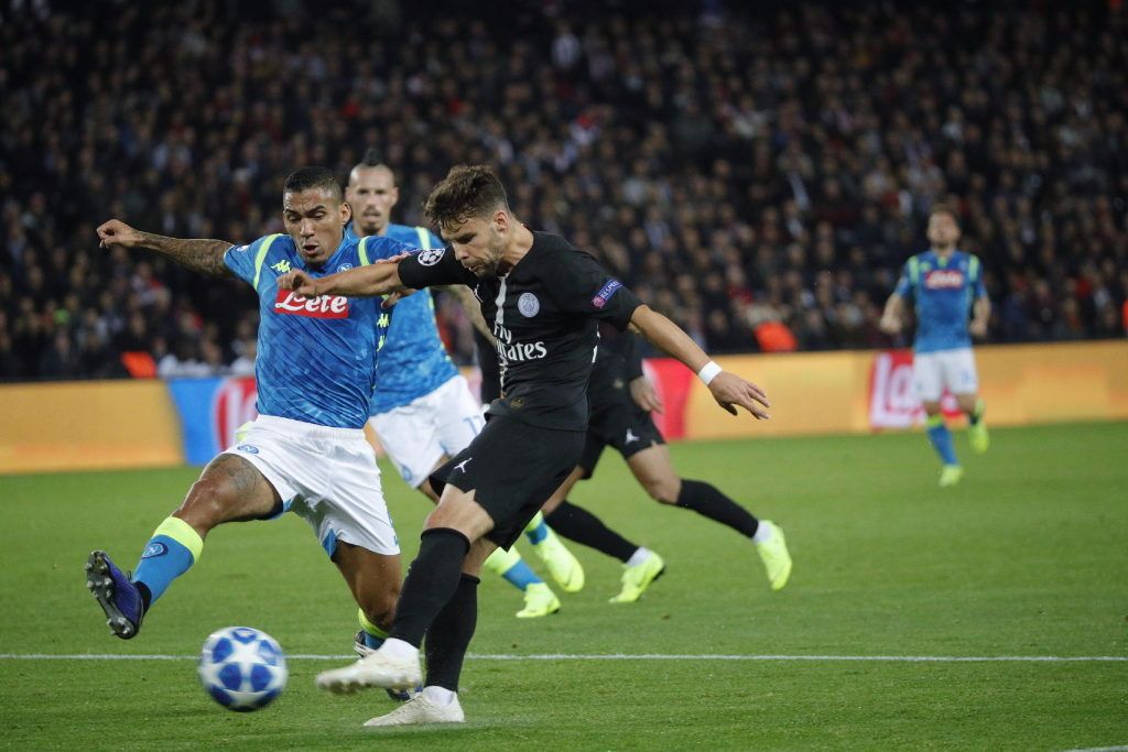 NG娱乐-Faker巅峰对决，西亚卡姆与90激战巴黎圣日耳曼分钟，爆冷胜负难料！的简单介绍